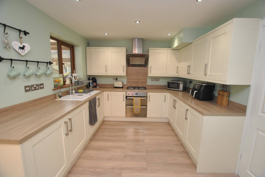 Images for Woodrush Heath, The Rock, Telford, TF3 5DL.
