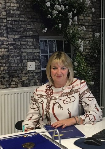 Gail Silvester, Sales Director